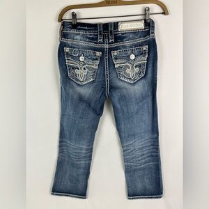 Women’s Rock Revival Capri Size: 27